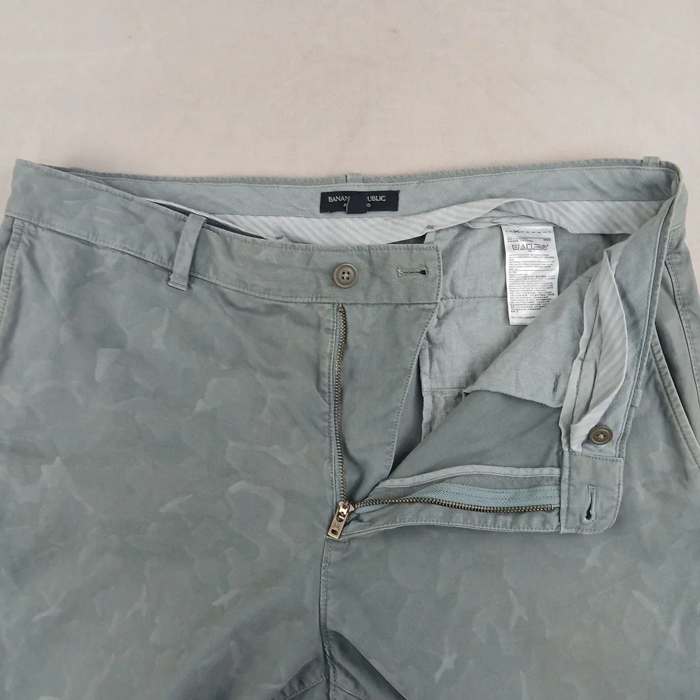 Banana Republic Aiden Chino 36x32 Mens Pants FLAWS Blue Camo **Actual 36x31 **